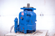 Load image into Gallery viewer, Eaton 151105H1013 PVH074R02AA10A25000000200010A 877008 Piston Pump