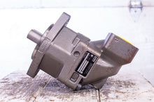 Load image into Gallery viewer, Parker 3781123 Bent-Axis Motor Large Frame Fixed Displacement Pump Parker VOAC
