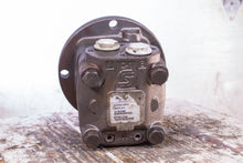 Load image into Gallery viewer, Danfoss Hydraulic Motor 151B2089 OMTS 315