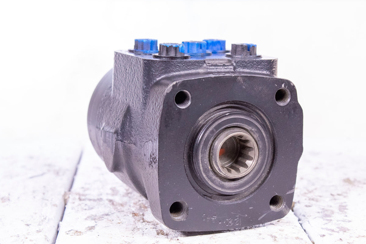 Eaton CharLynn 2415029002 Steering Control Unit Valve Hydraulic