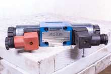 Load image into Gallery viewer, Rexroth 4WE6J60/EG12N9Z45 RR00880064 DIRECTIONAL CONTROL VALVE