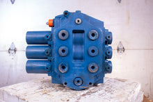 Load image into Gallery viewer, Rexroth Control Valve 5602L51 147834-30005 MO-11004-2-439520