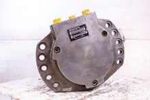 Load image into Gallery viewer, Volvo Rexroth HYDRAULIC MOTOR R921811195 12780711 MCR3S400F180Z32B2M1L04SS0196