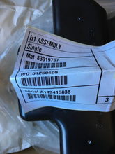 Load image into Gallery viewer, Sauer Danfoss JCB Hydraulic Tandem Variable Displacement Pump CW 332/X5768