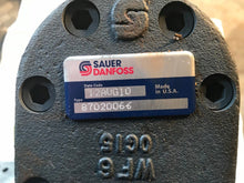 Load image into Gallery viewer, Sauer Danfoss Hydraulic Double Gear Pump for New Holland OEM 87020066