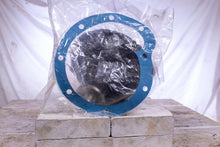 Load image into Gallery viewer, CNH Case Water Pump 36049 454,464,484,574,584,674,684,784,2500A
