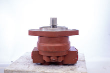Load image into Gallery viewer, Eaton 25504-RSC L2 Series Gear Pump