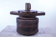 Load image into Gallery viewer, Parker 110A-036-BS-0 Hydraulic Motor
