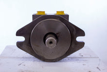 Load image into Gallery viewer, Parker 110A-036-BS-0 Hydraulic Motor