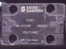 Load image into Gallery viewer, Sauer Danfoss 90R075 ZDDBC64 17C7 ER7 TLA 42418 H050 Hydraulic Motor