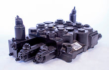 Load image into Gallery viewer, Husco CNH 87653270 Spool Valve 9610-C61 L10D818 C04
