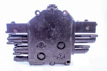 Load image into Gallery viewer, Husco CNH 87653270 Spool Valve 9610-C61 L10D818 C04