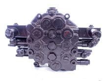 Load image into Gallery viewer, Husco CNH 87653270 Spool Valve 9610-C61 L10D818 C04