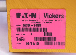 Eaton Vickers Manifold Solenoid Valve MCD-7499 4w 12dc MCD 7499