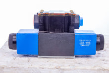 Load image into Gallery viewer, Vickers Eaton DG4v-3S-2C-M-FTWL-B5-60 Solenoid Valve