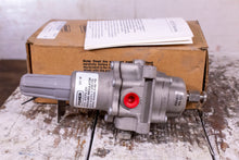 Load image into Gallery viewer, Fisher 67CFS-225 PRESSURE REGULATOR