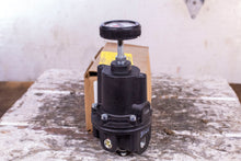 Load image into Gallery viewer, Fairchild 10232 Pneumatic Regulator 1/4in Npt 500psi 0.5-30psi