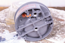 Load image into Gallery viewer, Dwyer W27AB 559753 2320 GAUGE