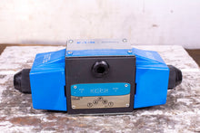 Load image into Gallery viewer, Eaton Vickers DG4S4-016C-D-60 Hydraulic Valve