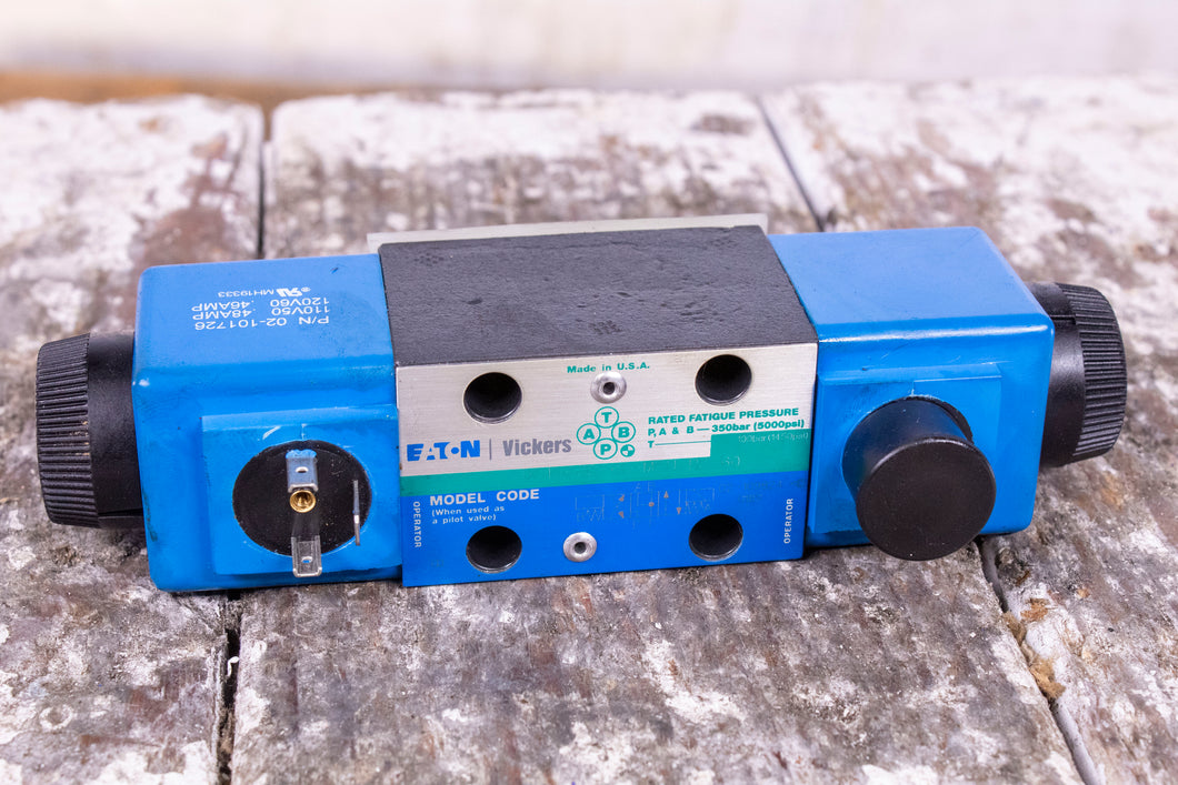 Eaton Vickers DG4V-3S-60-M-U-B5-60 02-109824 Solenoid Valve