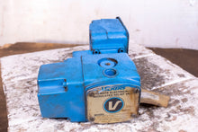 Load image into Gallery viewer, Vickers CGE 06 1 22 Remote Electrically Modulated Relief Valve