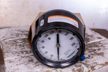 Load image into Gallery viewer, Ashcroft 45-127 -SS-02L -200# Pressure Guage