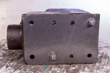 Load image into Gallery viewer, Vickers 426210 URG2 10 F 13 Unloading Relief Valve