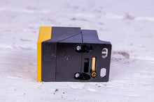 Load image into Gallery viewer, Sick 6050281 IN40-E0109K Safety Switch