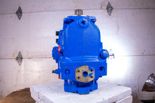 Load image into Gallery viewer, Eaton 6422-214 CCW Hydraulic Pump
