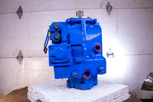 Load image into Gallery viewer, Eaton 6422-214 CCW Hydraulic Pump