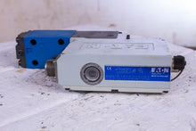 Load image into Gallery viewer, Eaton Axis Pro KBS2D64V 3 92L 12 MI F1 PEZ H8 10 CO A VSC 10 Proportional Valve