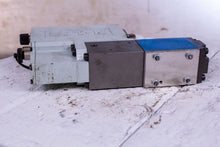 Load image into Gallery viewer, Eaton Axis Pro KBS2D64V 3 92L 12 MI F1 PEZ H8 10 CO A VSC 10 Proportional Valve