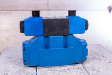 Load image into Gallery viewer, Eaton Vickers DG5V-5-6C-T-M-U-B6-10 Hydraulic Valve