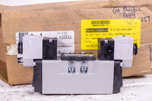 Load image into Gallery viewer, Parker H12VXBH023D Solenoid Valve