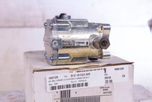 Load image into Gallery viewer, Parker K135904553 Valve