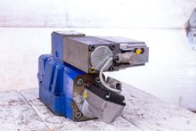 Load image into Gallery viewer, Bosch 0811404303 0811404614 Directional Valve