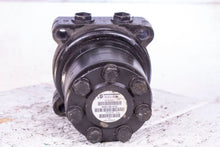 Load image into Gallery viewer, Sauer Hydro-Gear HGM-15E-3132 Wheel Motor