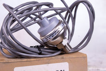 Load image into Gallery viewer, Cameron AAP0540089 - 00112 Pressure Transmitter 0-200 PSIG, 4-20ma, 24VDC