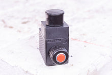 Load image into Gallery viewer, Sun 760224 Solenoid Pressure Operator Coil with DCAA MCN Valve