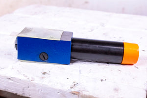Rexroth R900427723 4-way Valve