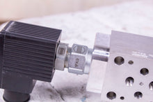 Load image into Gallery viewer, Sun Hydraulics X2CD-LAN-CA224 1ET9-A2 DAAA MCN FDBA LAN Valve