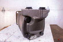 Load image into Gallery viewer, Char-Lynn Eaton 119-1030-003 Hydraulic Motor