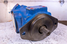 Load image into Gallery viewer, Eaton Vickers 2520V17A12 1AB22R 02-137196-A Hydraulic Vane Pump