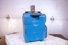 Load image into Gallery viewer, Eaton Vickers 45V60A 1C22R Hydraulic Vane Pump 90 GPM @ 1800 RPM