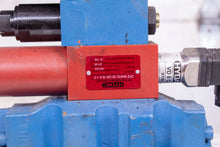 Load image into Gallery viewer, Vickers KAFDG5V 7 2C200N X VM F PD7 H1 13 HYDRAULIC PROPORTIONAL VALVE