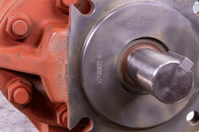 Load image into Gallery viewer, Geartek GT9242 DL 152459622 Hydraulic Gear Pump