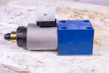 Load image into Gallery viewer, Rexroth R901000842 Hydraulic Valve