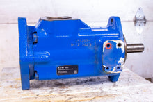 Load image into Gallery viewer, Eaton Vickers 25VTBS21A 2203AA 22R 02-125384-1 Thru Drive Vane Pump