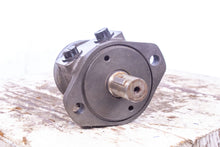Load image into Gallery viewer, Sauer DANFOSS DH 100 151-2083 Hydraulic Motor