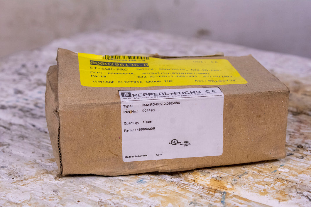 PEPPERL+FUCHS NJ2-PD-E02-2.062-V95 904490 Proximity Sensor